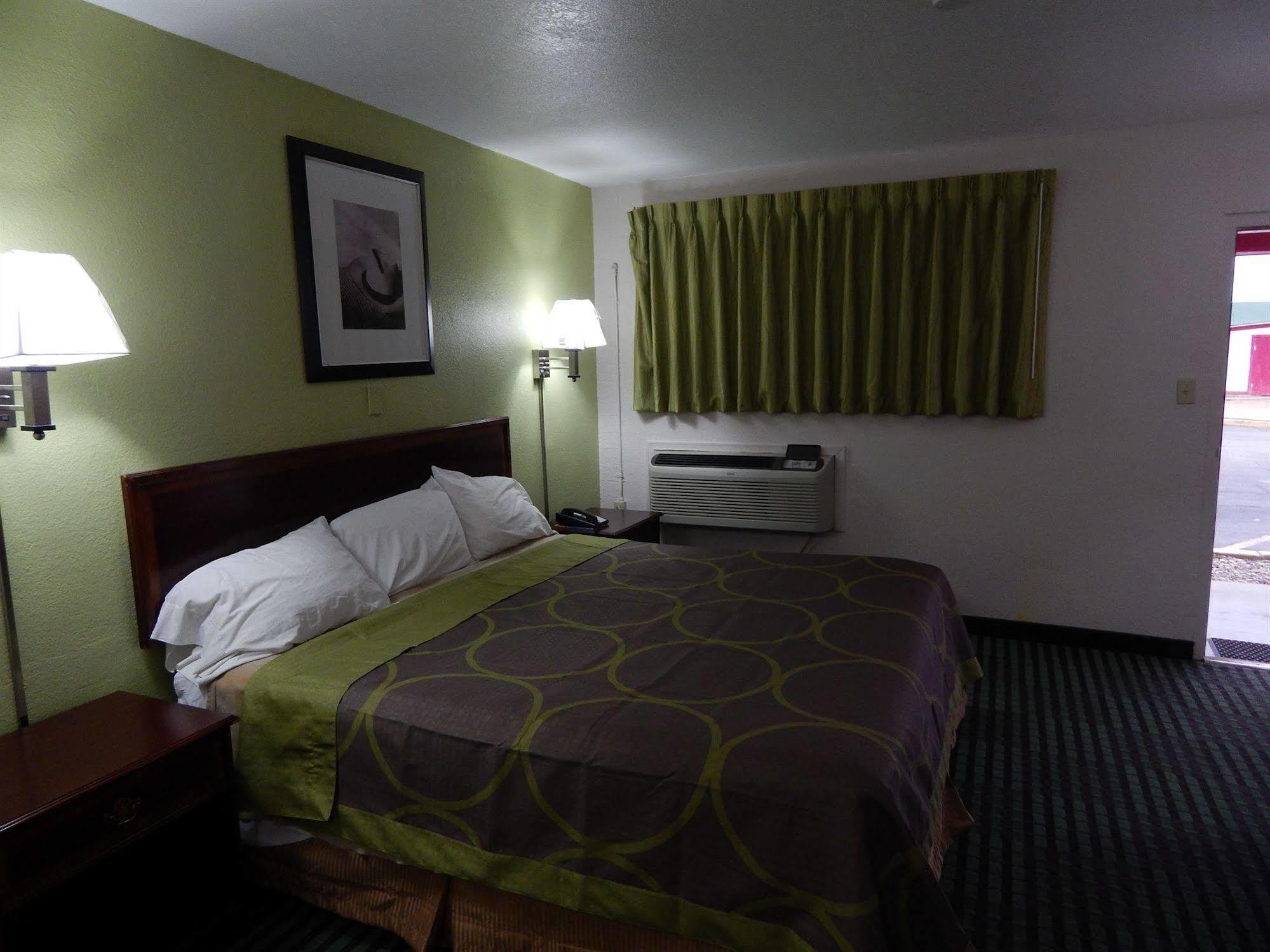 Executive Inn フォート・ストックトン エクステリア 写真